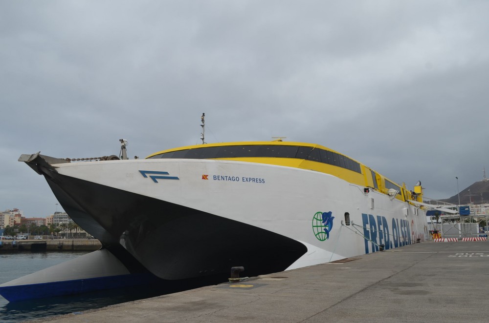 Esperpento En El Puerto De Agaete Los Partidos Callan Con El Accidente De Fred Olsen