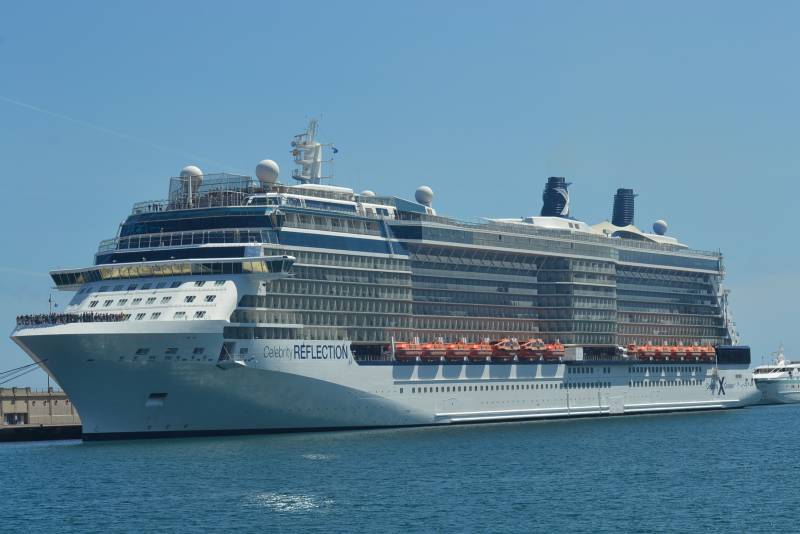 Celebrity Reflection