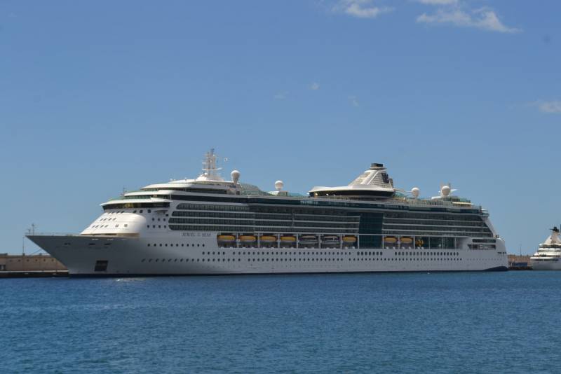 Jewel of the Seas